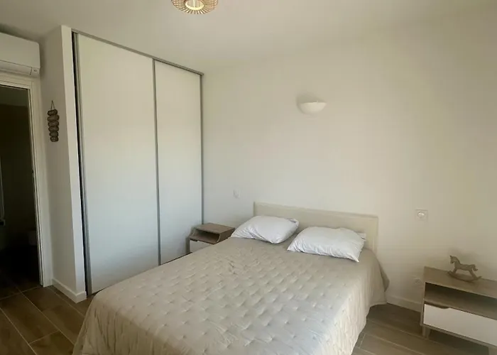Beau 2 Pieces Neuf 3 Personnes